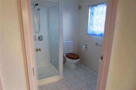 Photo of property in 4/19 Roanoke Way, Albany, Auckland, 0632