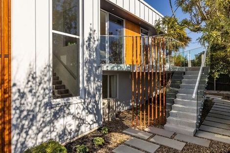 Photo of property in 1 Overdale Drive, Cashmere, Christchurch, 8022