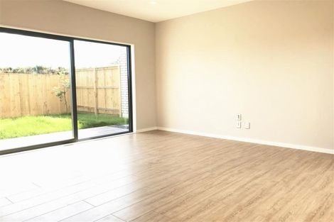 Photo of property in 7b Mcquoids Road, Flat Bush, Auckland, 2019