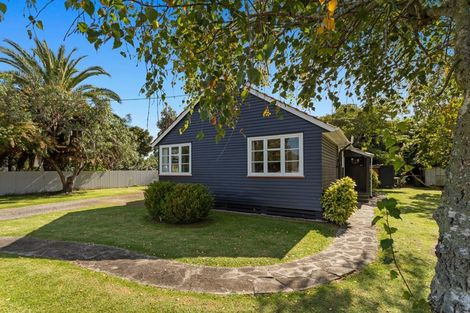 Photo of property in 19 Tawa Street, Edgecumbe, 3120
