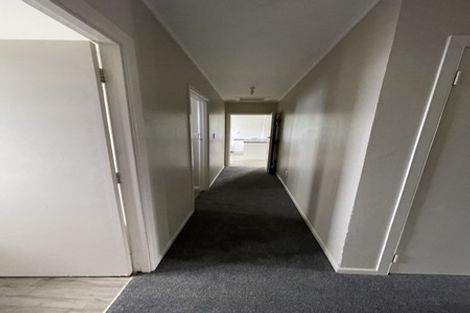 Photo of property in 4 Aronui Terrace, Kelston, Auckland, 0602