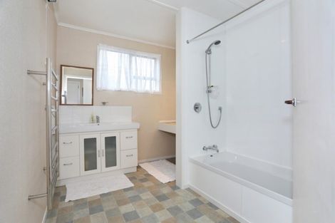 Photo of property in 6 Lower Beaven Street, Marton, 4710