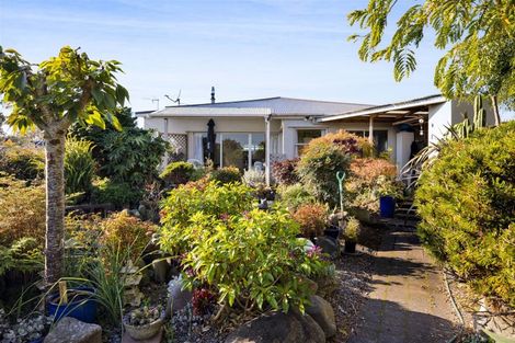 Photo of property in 13 Disraeli Street, Hawera, 4610