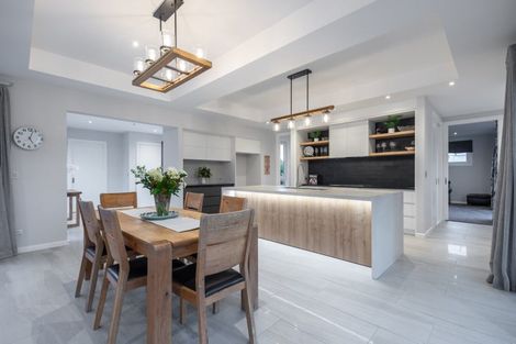 Photo of property in 1 Moemoea Place, Cambridge, 3434