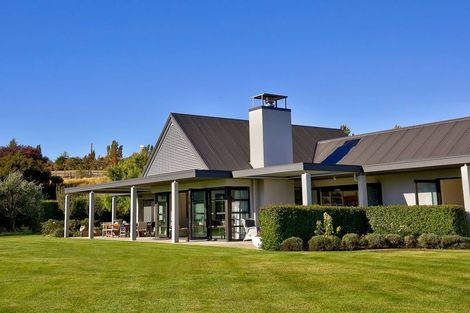 Photo of property in 251 Beacon Point Road, Wanaka, 9305