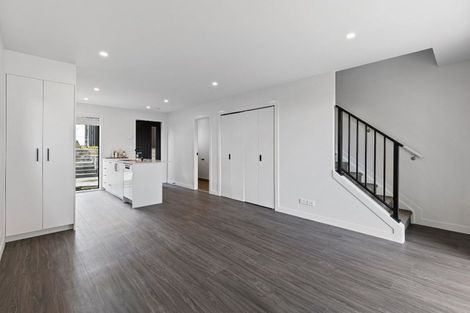 Photo of property in 24 Whanui Place, Mangere Bridge, Auckland, 2022