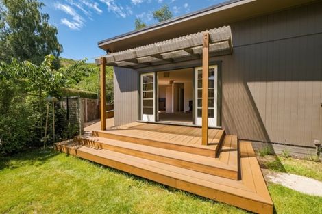 Photo of property in 51 Centennial Avenue, Arrowtown, 9302