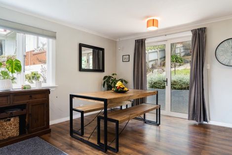 Photo of property in 96 Hocken Street, Kenmure, Dunedin, 9011