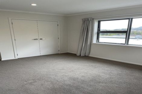 Photo of property in 214a Navigation Drive, Whitby, Porirua, 5024