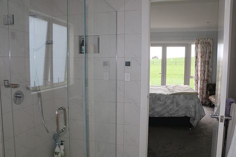 Photo of property in 3 Sands Road, Waiuku, 2681