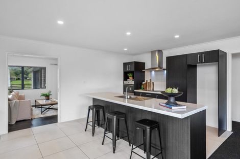 Photo of property in 8 Double Bay Road, Pyes Pa, Tauranga, 3112