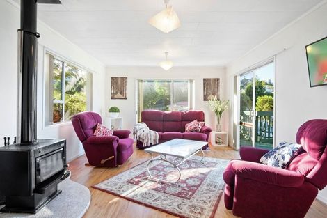 Photo of property in 15 Sispara Place, Beach Haven, Auckland, 0626