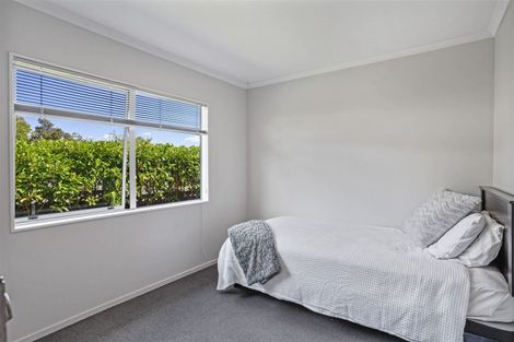 Photo of property in 113b Woodglen Road, Glen Eden, Auckland, 0602