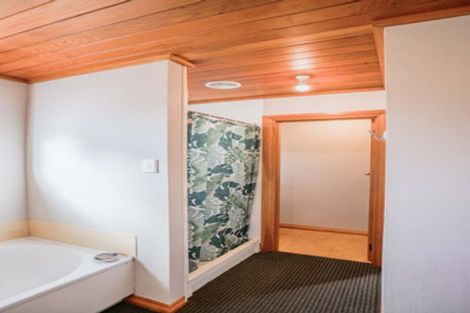 Photo of property in 39 Home Street, Manapouri, 9679