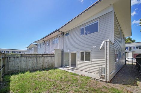 Photo of property in 22/45a Swanson Road, Henderson, Auckland, 0610