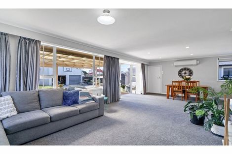 Photo of property in 12 Willis Street, Grasmere, Invercargill, 9810