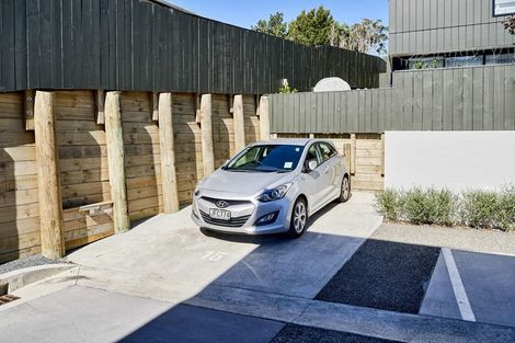 Photo of property in 15/6 Oswald Crescent, Paparangi, Wellington, 6037