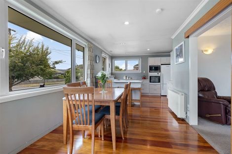 Photo of property in 5 Chedworth Avenue, Bishopdale, Christchurch, 8053