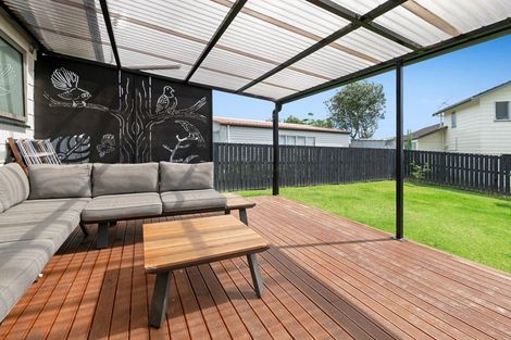 Photo of property in 1 Devonshire Road, Unsworth Heights, Auckland, 0632