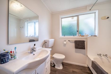 Photo of property in 4/54 Martin Street, Wallaceville, Upper Hutt, 5018