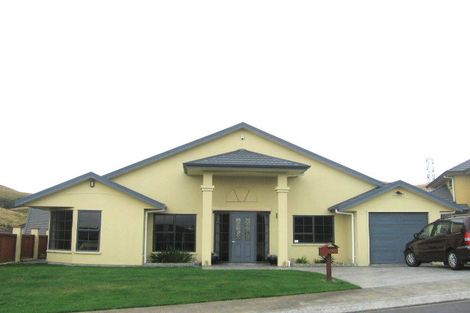 Photo of property in 15 Cabbage Tree Grove, Woodridge, Wellington, 6037