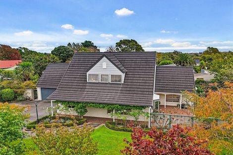 Photo of property in 5 Patterson Grove, Waikanae, 5036