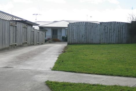 Photo of property in 63 Pacific Drive, Fitzherbert, Palmerston North, 4410