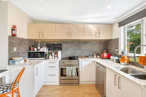 Photo of property in 11 Carow Street, Palmerston North, 4410