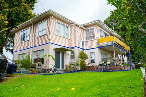 Photo of property in 7 Wendell Place, Greenlane, Auckland, 1061