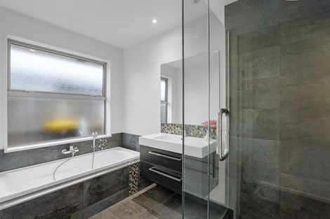 Photo of property in 28 Champagne Avenue, Yaldhurst, Christchurch, 8042