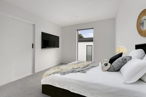 Photo of property in 83a Nevay Road, Miramar, Wellington, 6022