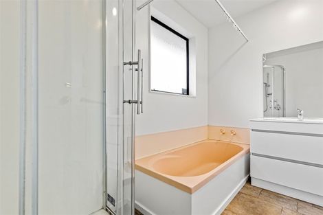 Photo of property in 2/327 Main South Road, Hornby, Christchurch, 8042