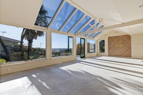 Photo of property in 30 Whareora Terrace, Cashmere, Christchurch, 8022