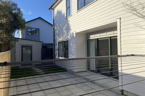 Photo of property in 1/1105 Fergusson Drive, Clouston Park, Upper Hutt, 5018