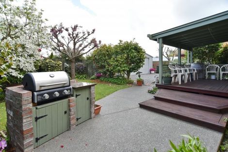 Photo of property in 237 Grimseys Road, Redwood, Christchurch, 8051