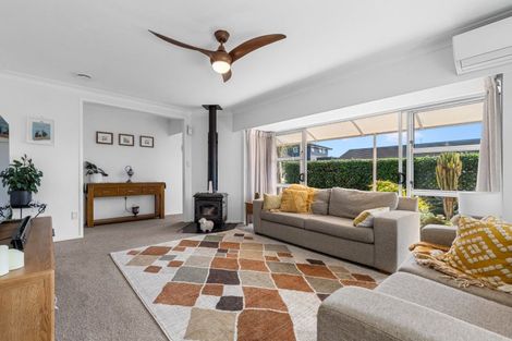 Photo of property in 2 Columba Place, Matua, Tauranga, 3110