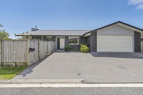 Photo of property in 6 Terli Way, Glen Avon, New Plymouth, 4312