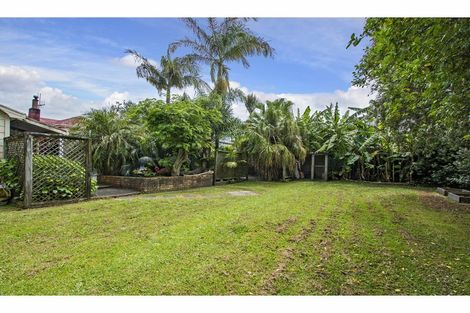 Photo of property in 31 Second Avenue, Avenues, Whangarei, 0110
