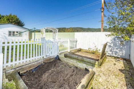 Photo of property in 11 Phar Lap Grove, Trentham, Upper Hutt, 5018