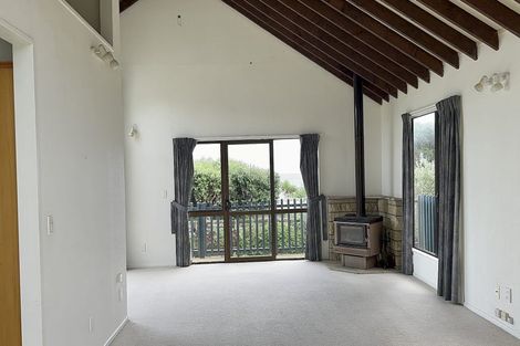 Photo of property in 69 Wellington Road, Paekakariki, 5034