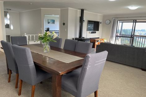 Photo of property in 212a Cambridge Road, Bethlehem, Tauranga, 3110