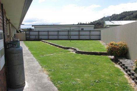 Photo of property in 59 Davis Street, Reefton, 7830
