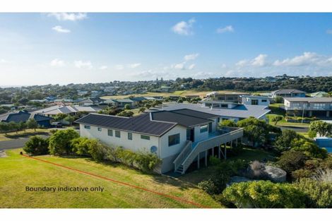 Photo of property in 17 Driftwood Place, Mangawhai Heads, Mangawhai, 0505