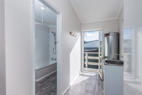 Photo of property in 4a Tarawera Road, Johnsonville, Wellington, 6037