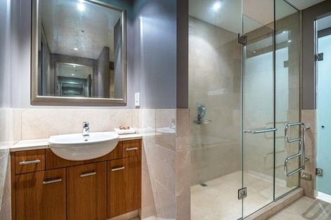 Photo of property in The Metropolis Apartments, 3303/1 Courthouse Lane, Auckland Central, Auckland, 1010