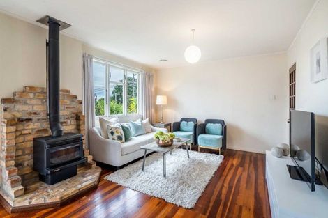 Photo of property in 2 Nutsey Avenue, Northcote, Auckland, 0627