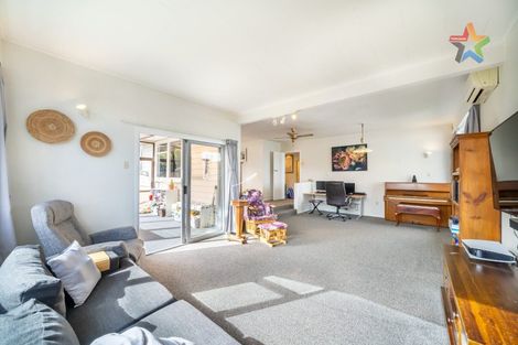 Photo of property in 63 Gurney Road, Kelson, Lower Hutt, 5010