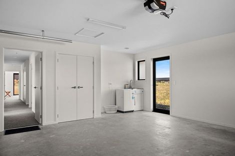 Photo of property in 21 Thyme Fields Road, Springvale, 9393