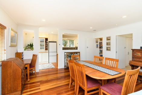 Photo of property in 42 Long Melford Road, Awapuni, Palmerston North, 4412