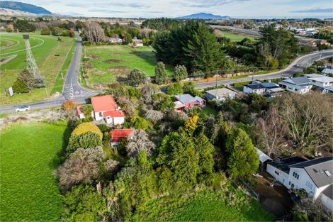 Photo of property in 66 Rahui Road, Otaki, 5512
